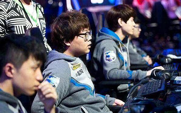 英雄联盟S10转会小道消息：TSM大师兄退役？Perkz出走G2？